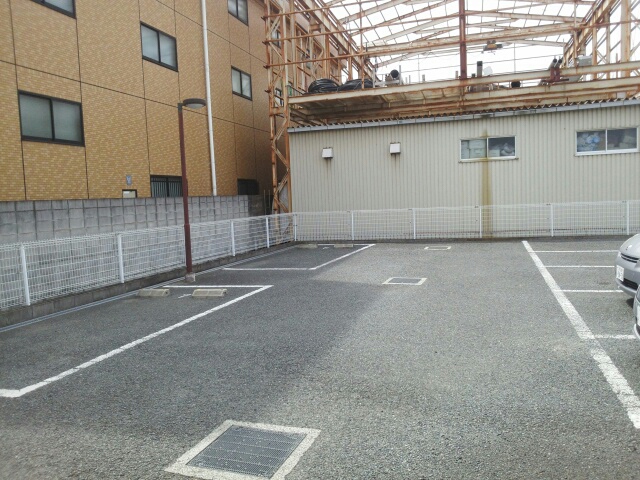 2/8 駐車場