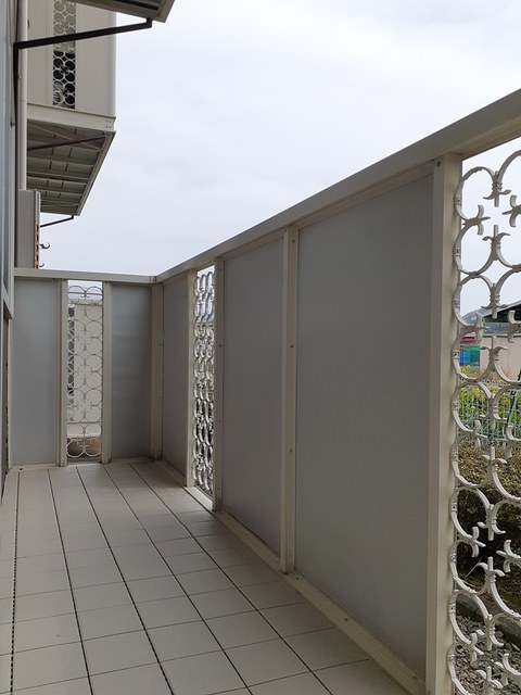 13/20 バルコニー