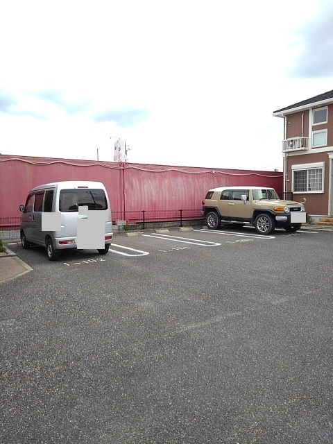 14/16 駐車場
