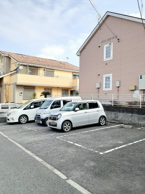 26/30 駐車場