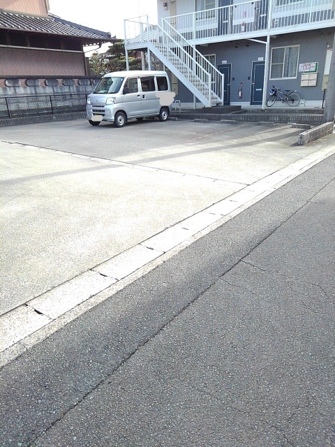 14/21 駐車場
