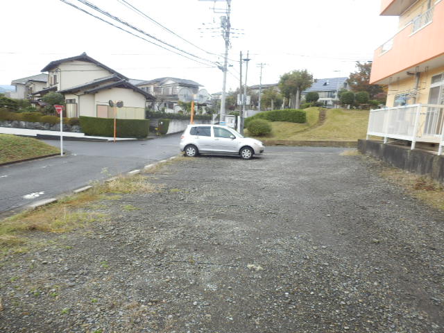 2/2 駐車場