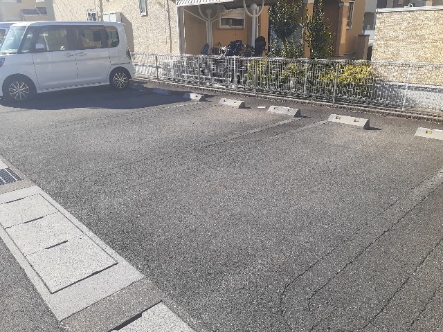 14/21 駐車場