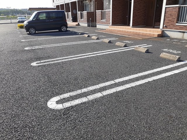2/8 駐車場