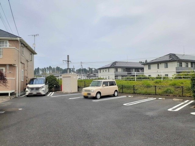 14/20 駐車場