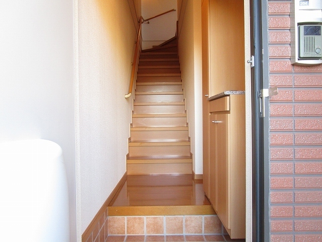 5/19 玄関