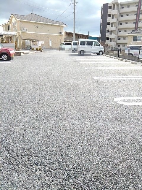 14/20 駐車場
