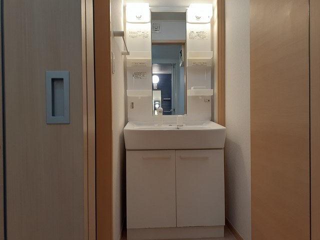 21/30 洗面