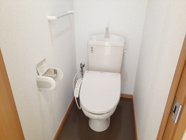 18/30 トイレ