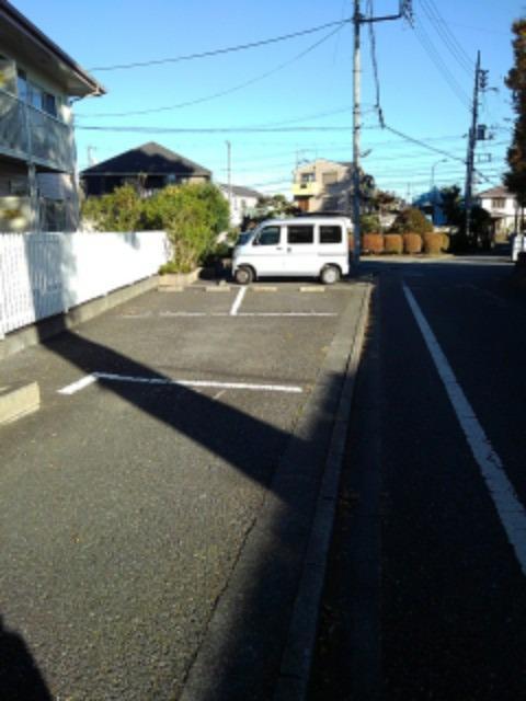 14/20 駐車場