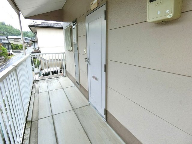 13/20 エントランス