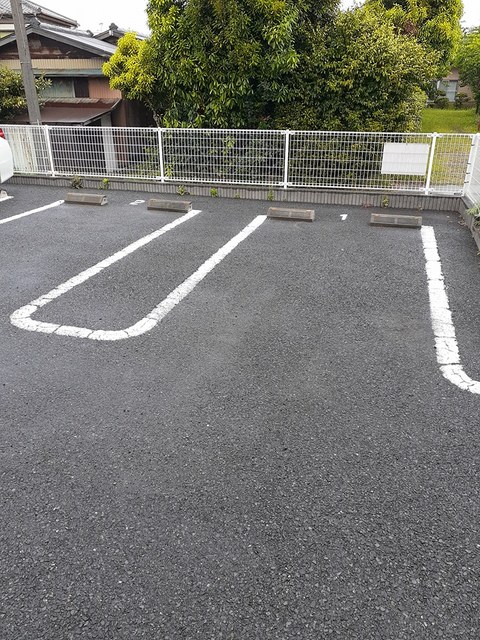 14/20 駐車場