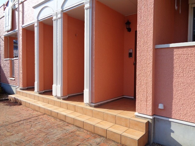 14/20 エントランス