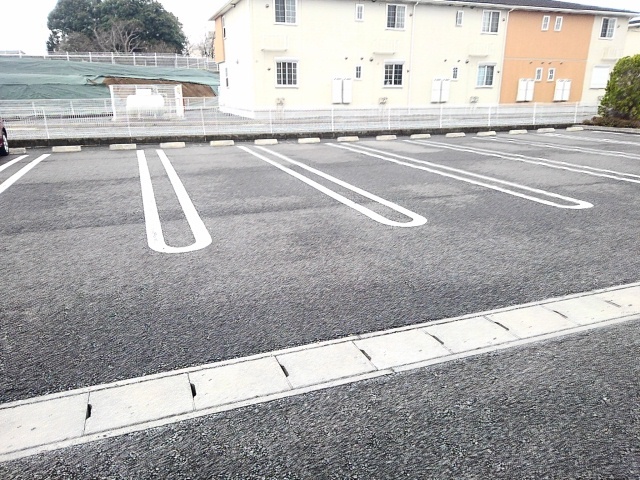 14/20 駐車場