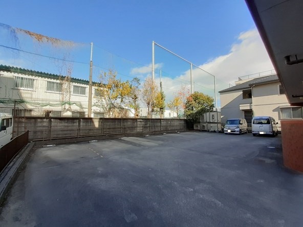 14/22 駐車場