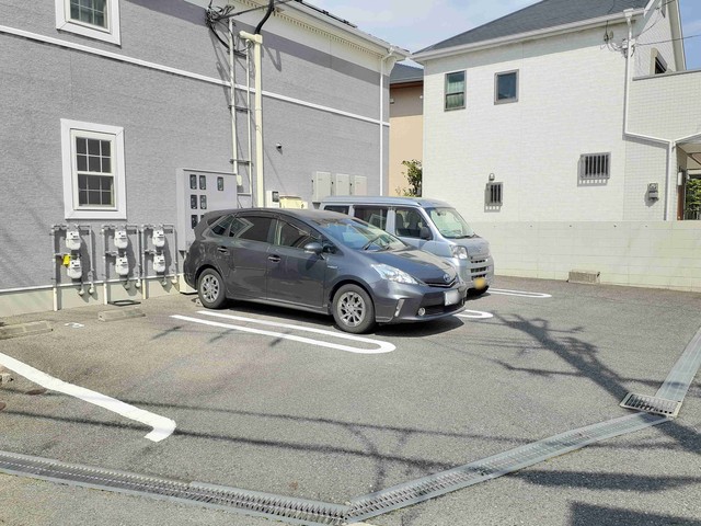 14/20 駐車場
