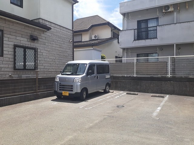 14/20 駐車場