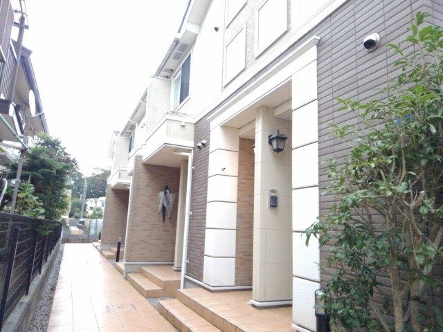 13/20 エントランス