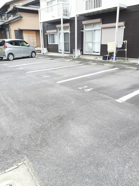14/20 駐車場