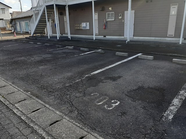 2/8 駐車場