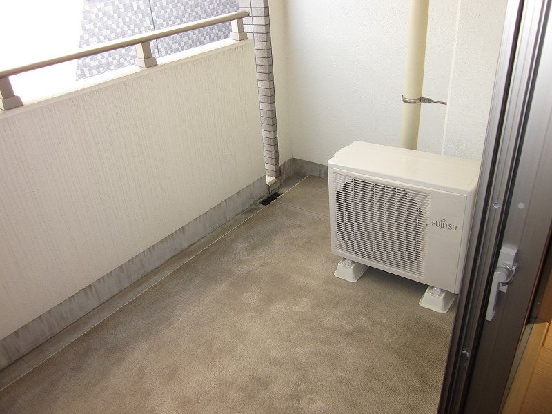 16/28 バルコニー