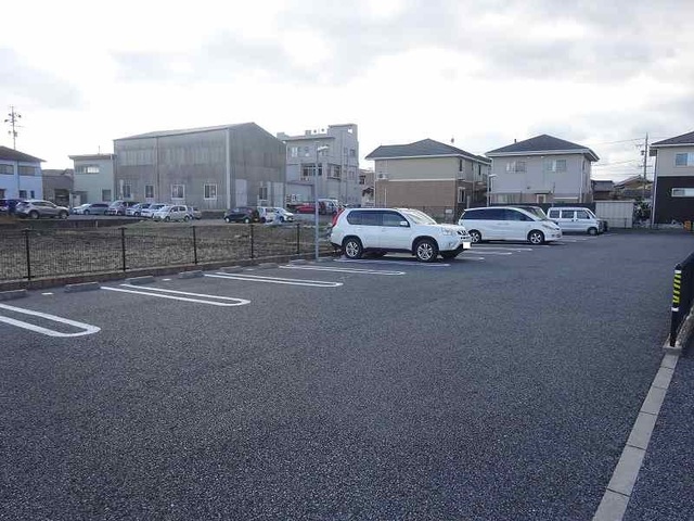 14/20 駐車場