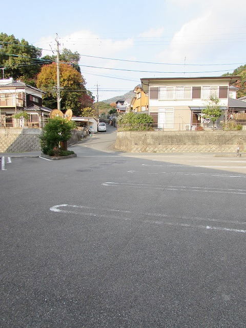 14/20 駐車場