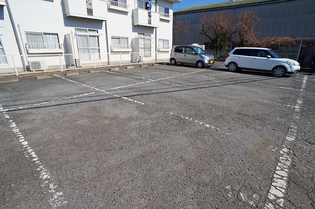 14/20 駐車場