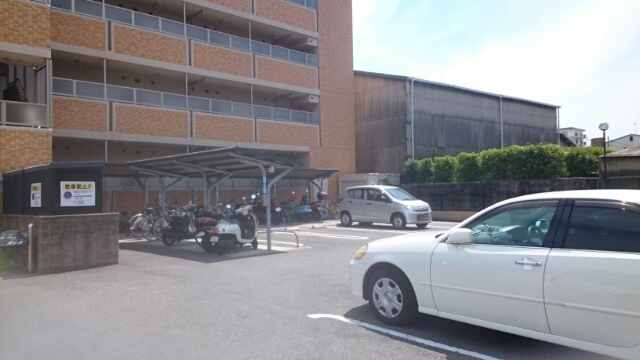 14/20 駐車場