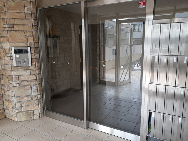 13/20 エントランス