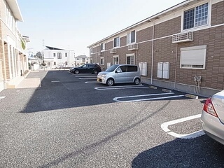 14/22 駐車場