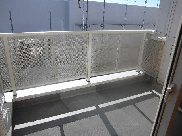 13/22 バルコニー