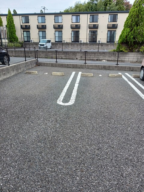14/20 駐車場
