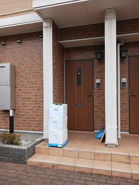 13/19 エントランス