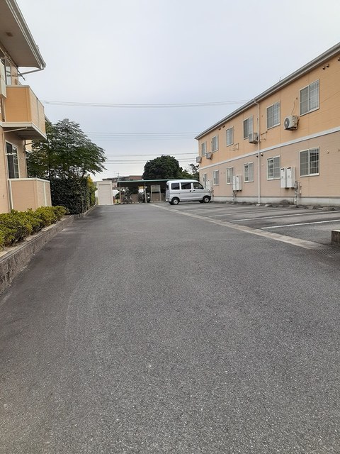14/20 駐車場