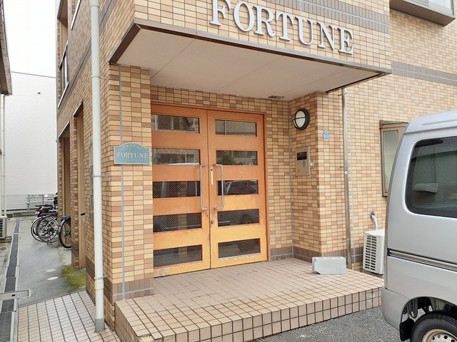 2/8 エントランス