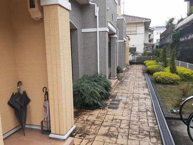 14/21 エントランス