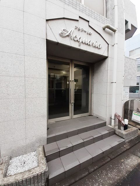 14/23 エントランス