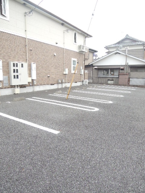 14/20 駐車場