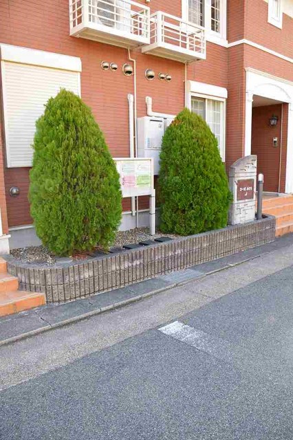 13/20 エントランス