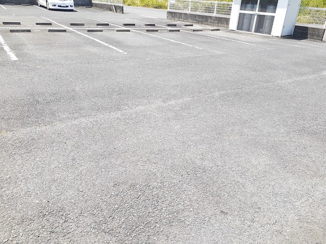 14/20 駐車場