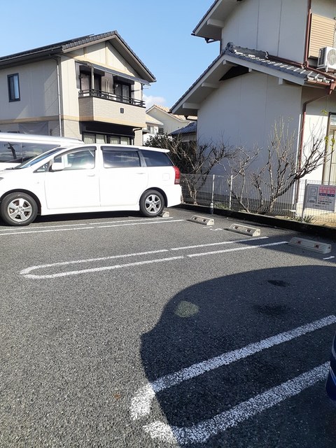 16/22 駐車場