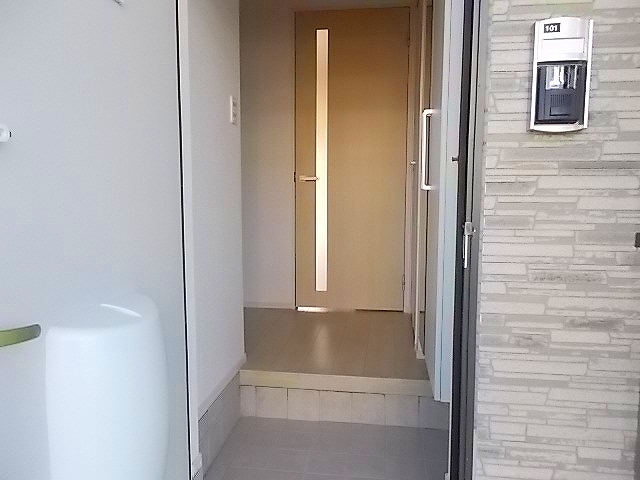 6/20 玄関