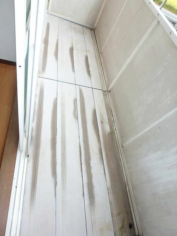 13/20 バルコニー