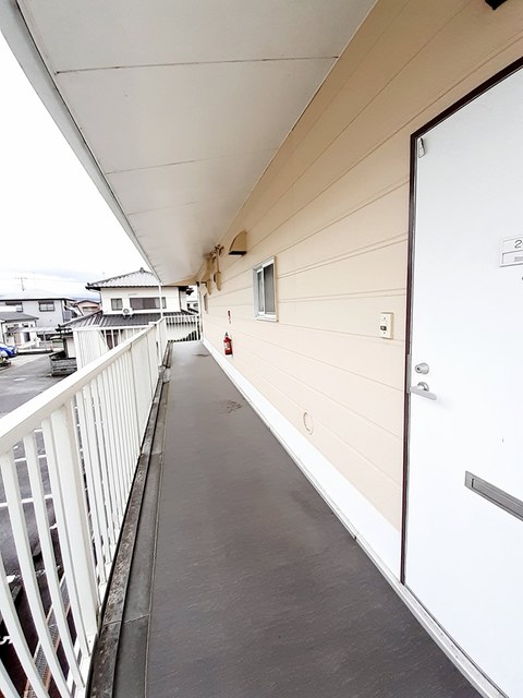 13/20 エントランス