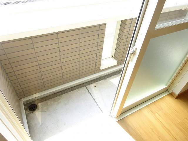 13/20 バルコニー