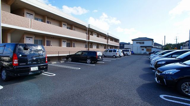 2/8 駐車場