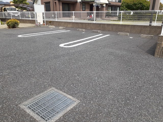 14/20 駐車場