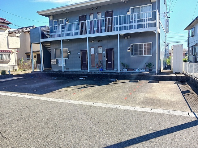 14/20 駐車場
