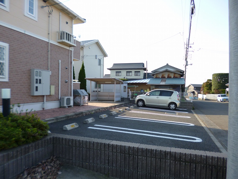 14/22 駐車場